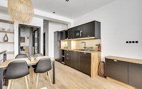 149 Suite Christophe, Great APT, Paris